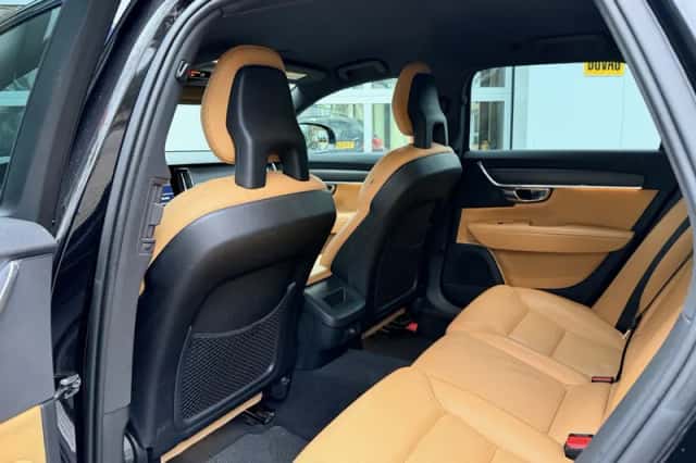 Volvo V90 (2018) thumbnail 8