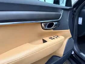 Volvo V90 (2018) thumbnail 10