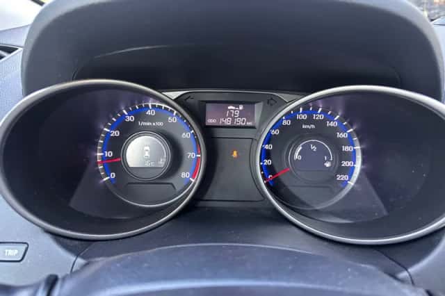 Hyundai ix35 (2011) thumbnail 5