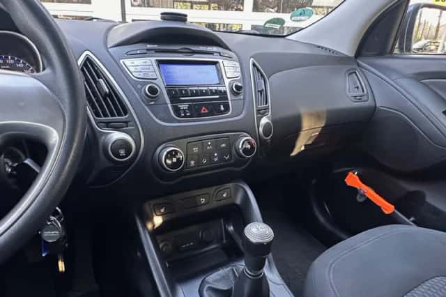Hyundai ix35 (2011) thumbnail 6