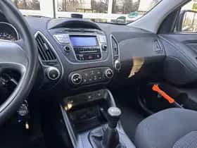 Hyundai ix35 (2011) thumbnail 6