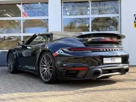 Porsche 911 (2024) thumbnail 2