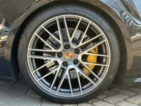 Porsche 911 (2024) thumbnail 20