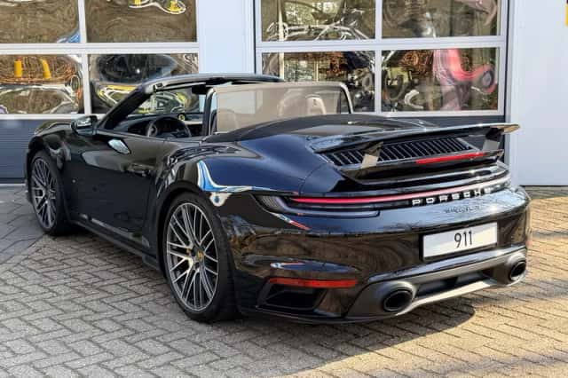 Porsche 911 (2024) thumbnail 31