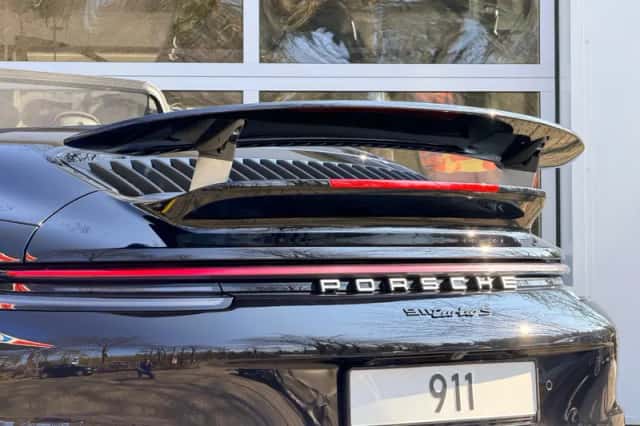 Porsche 911 (2024) thumbnail 33
