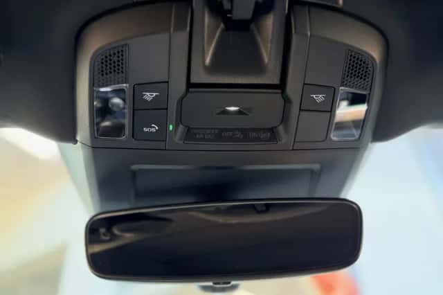 Porsche 911 (2024) thumbnail 38