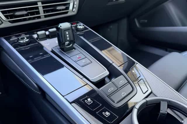 Porsche 911 (2024) thumbnail 46