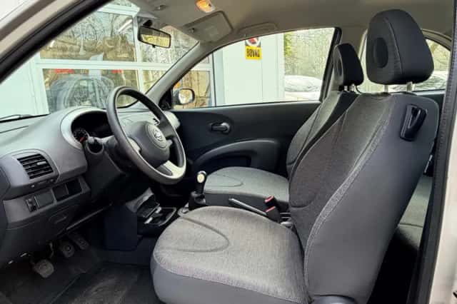 Nissan Micra (2006) thumbnail 3