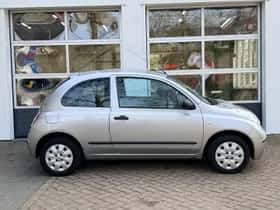 Nissan Micra (2006) thumbnail 4