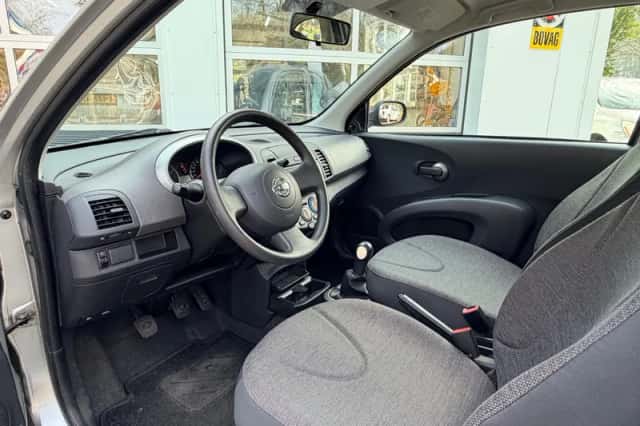 Nissan Micra (2006) thumbnail 5