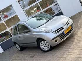Nissan Micra (2006) thumbnail 6
