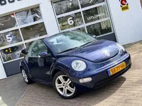 Volkswagen New Beetle (2007) thumbnail 11