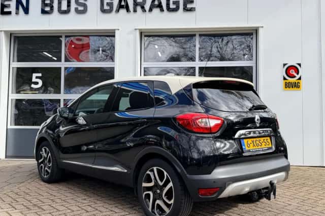 Renault Captur (2014) thumbnail 2