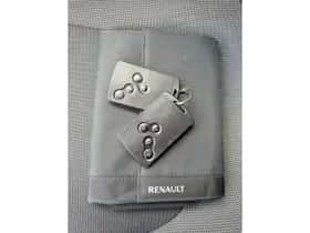 Renault Captur (2014) thumbnail 15
