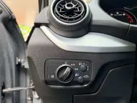 Audi Q2 (2020) thumbnail 11
