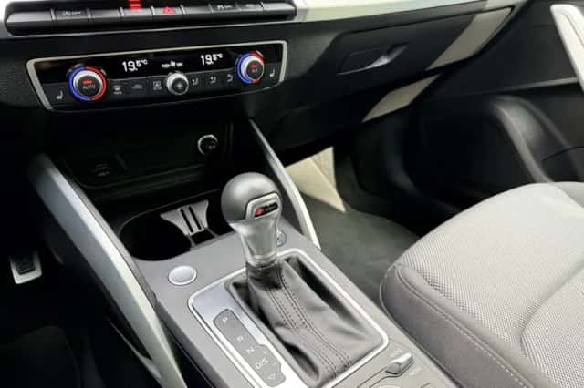Audi Q2 (2020) thumbnail 13
