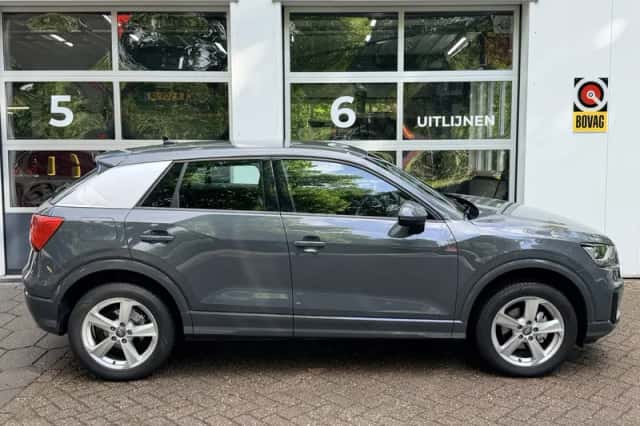 Audi Q2 (2020) thumbnail 4