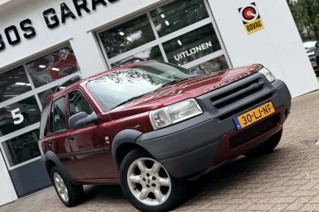 Land Rover Freelander (2003) thumbnail 2