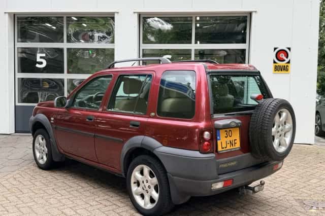 Land Rover Freelander (2003) thumbnail 4