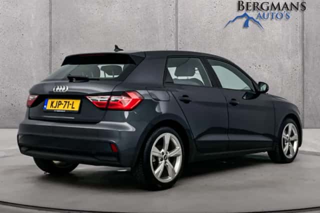 Audi A1 (2021) thumbnail 3