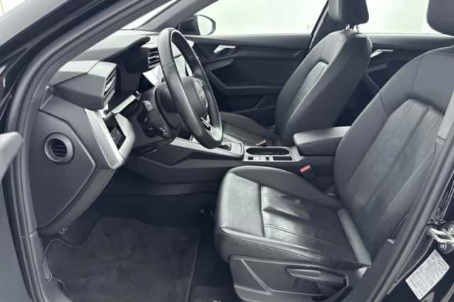 Audi A3 (2023) thumbnail 5