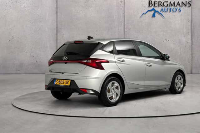 Hyundai i20 (2021) thumbnail 3