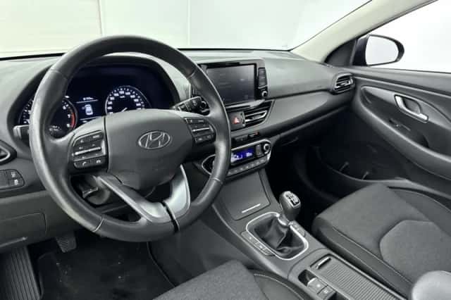 Hyundai i30 (2022) thumbnail 5