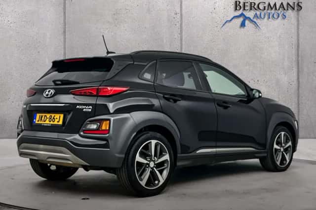 Hyundai Kona (2018) thumbnail 3