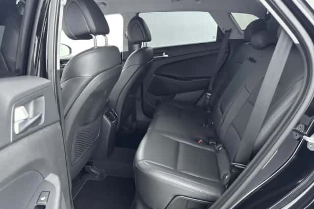 Hyundai Tucson (2016) thumbnail 6