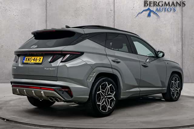 Hyundai Tucson (2023) thumbnail 3