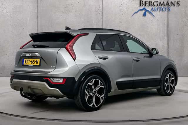 Kia Niro (2022) thumbnail 3