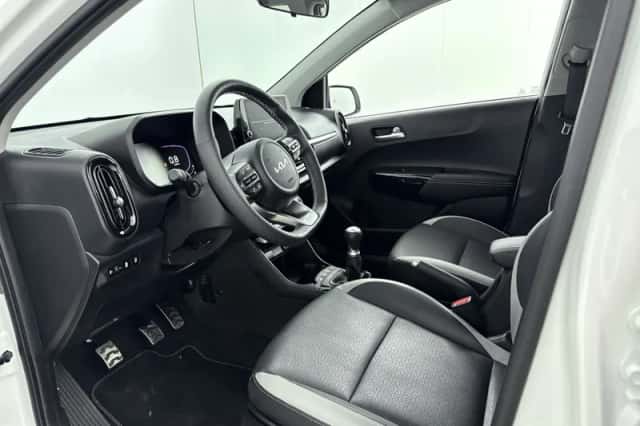 Kia Picanto (2025) thumbnail 5
