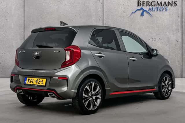 Kia Picanto (2023) thumbnail 3