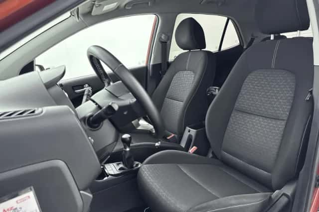 Kia Picanto (2021) thumbnail 4