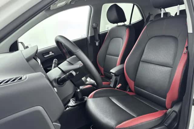 Kia Picanto (2024) thumbnail 5