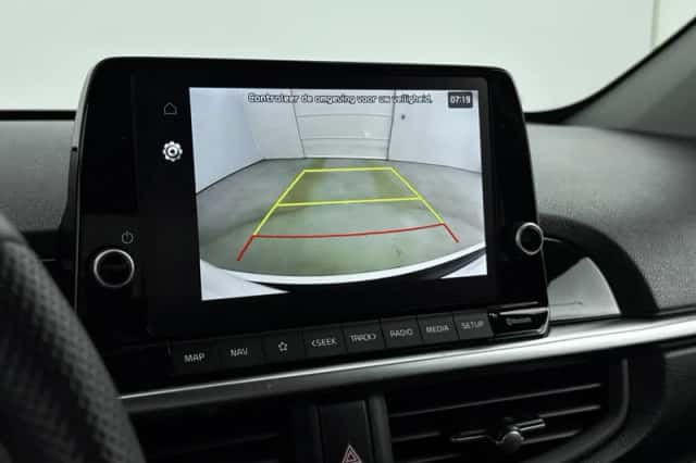Kia Picanto (2024) thumbnail 6