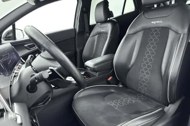 Kia Sportage (2023) thumbnail 4