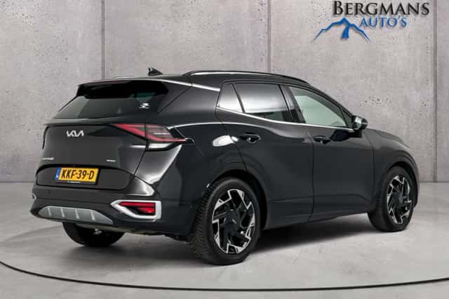 Kia Sportage (2023) thumbnail 3