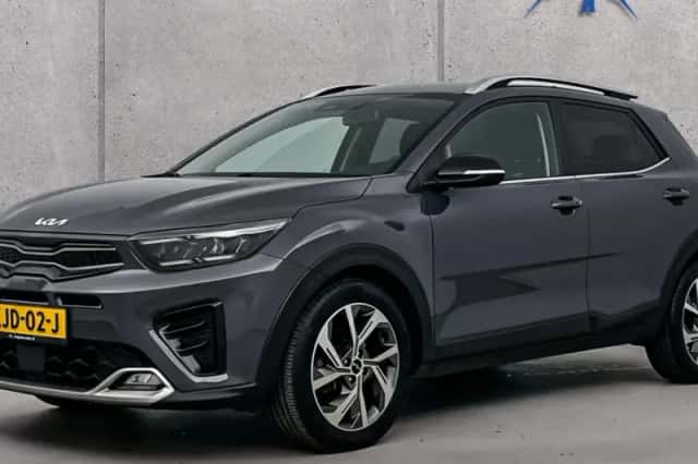 Kia Stonic (2022) thumbnail 1