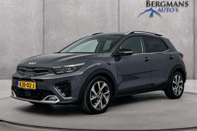 Kia Stonic (2022) thumbnail 2