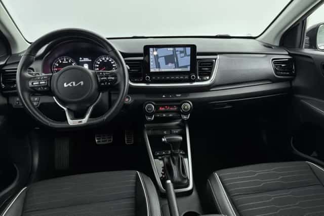 Kia Stonic (2022) thumbnail 3