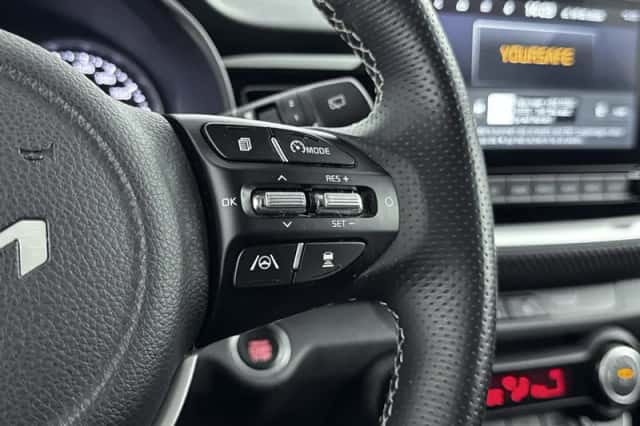Kia Stonic (2022) thumbnail 6