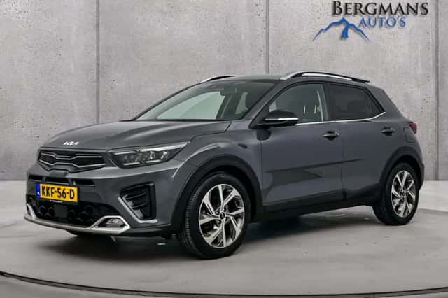 Kia Stonic (2022) thumbnail 2