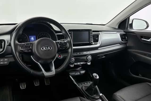 Kia Stonic (2020) thumbnail 4