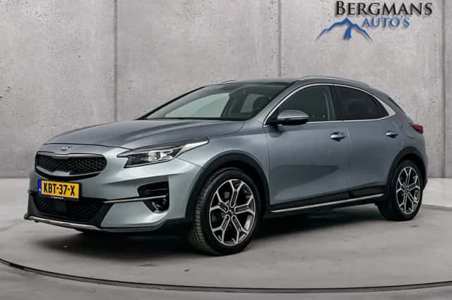 Kia XCeed (2021) thumbnail 2