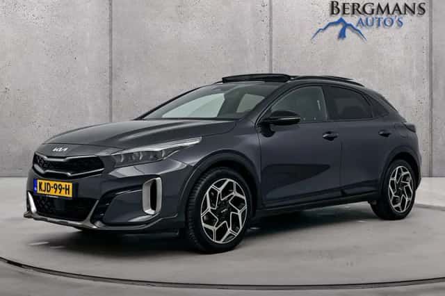 Kia XCeed (2024) thumbnail 2