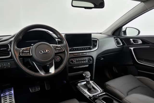 Kia XCeed (2020) thumbnail 4