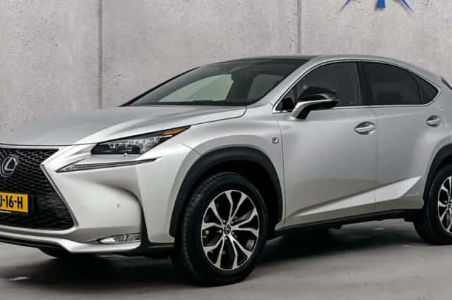 Lexus NX (2017) thumbnail 1