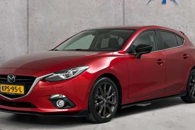Mazda 3 (2016) thumbnail 1