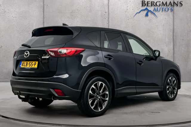 Mazda CX-5 (2017) thumbnail 3